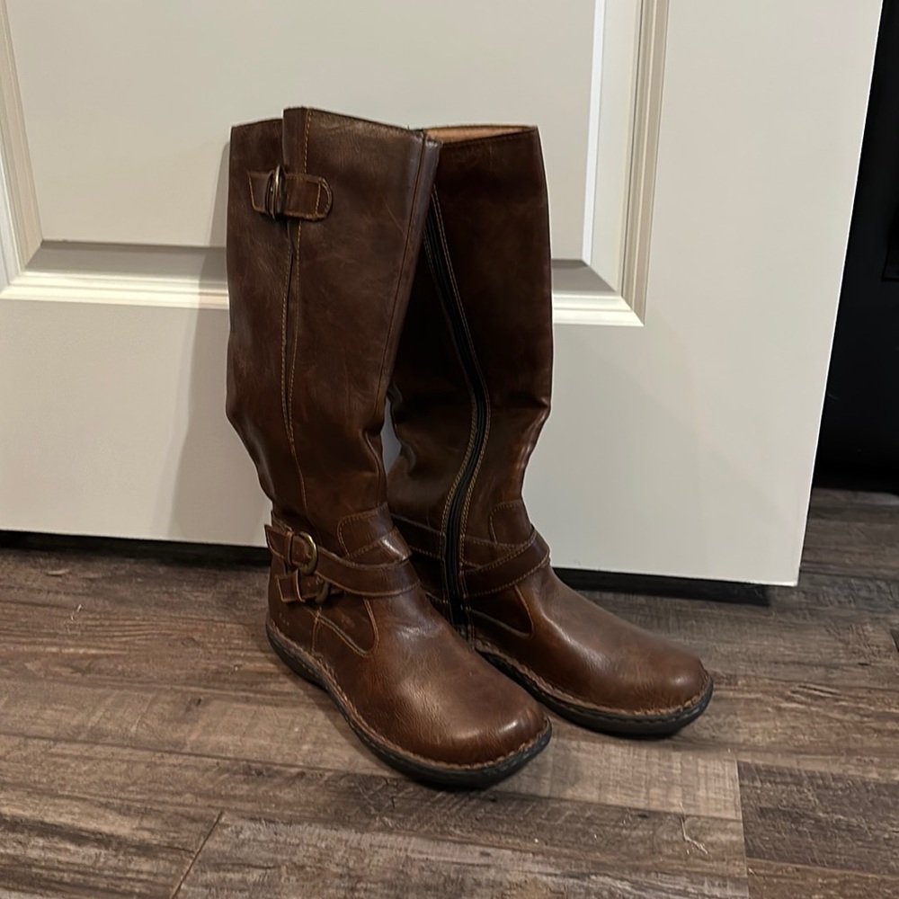 B.O.C Brown zip up casual boots